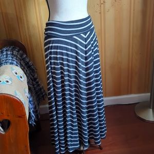 AB Studio Skirt
